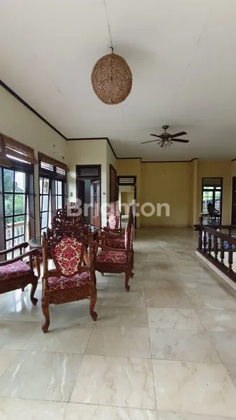 image RUMAH LUAS DAN VIEW LAUT DI TAMAN MUMBUL (4)