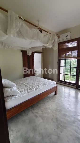 image RUMAH LUAS DAN VIEW LAUT DI TAMAN MUMBUL (8)