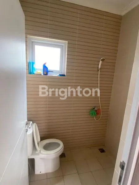 image RUMAH DI CLUSTER VISALIA KOTA WISATA CIBUBUR (7)