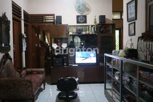 image GAYUNG KEBONSARI HOOK SIAP HUNI DEKAT MASJID AGUNG (7)