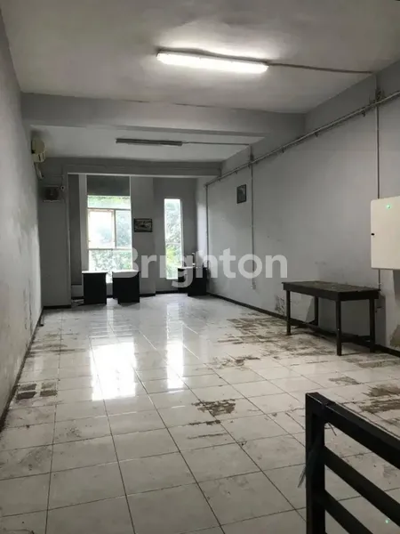 image DISEWAKAN RUKO 4LT KETINTANG COCOK USAHA/KANTOR STRATEGIS (4)