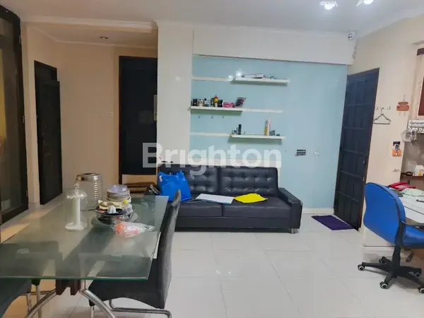 image RUMAH MANYAR SIAP HUNI 2 LANTAI TENGAH KOTA DEKAT KERTAJAYA (6)