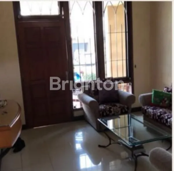 image DHARMAHUSADA 2 LANTAI SIAP HUNI TENGAH KOTA DEKAT GALAXY MALL (2)