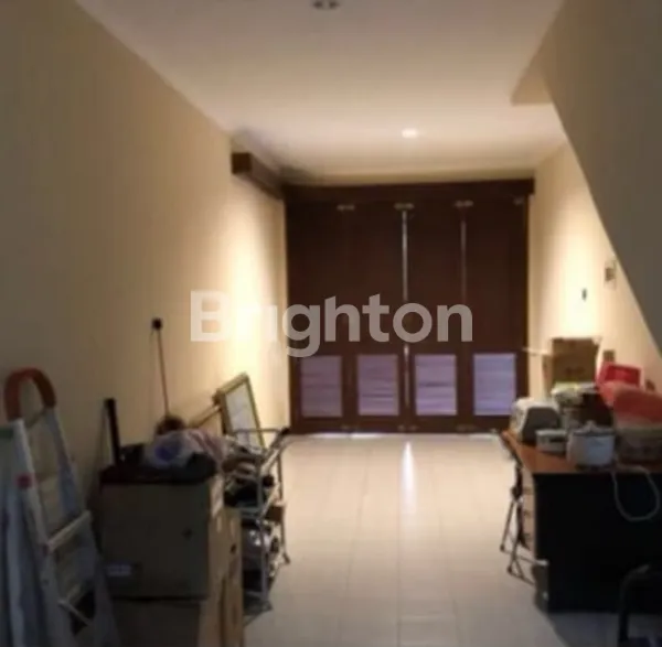 image DHARMAHUSADA 2 LANTAI SIAP HUNI TENGAH KOTA DEKAT GALAXY MALL (8)