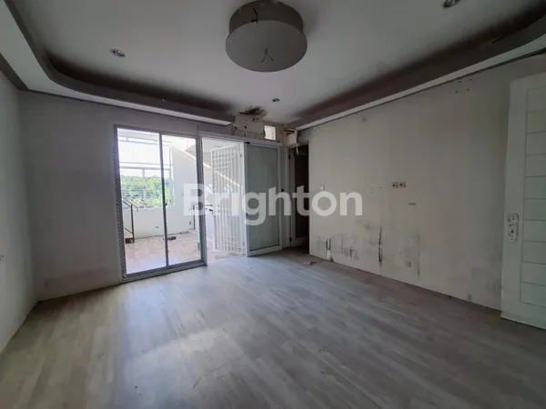 image MULYOSARI NEW GRESS MINIMALIS 2 LANTAI STRATEGIS (3)