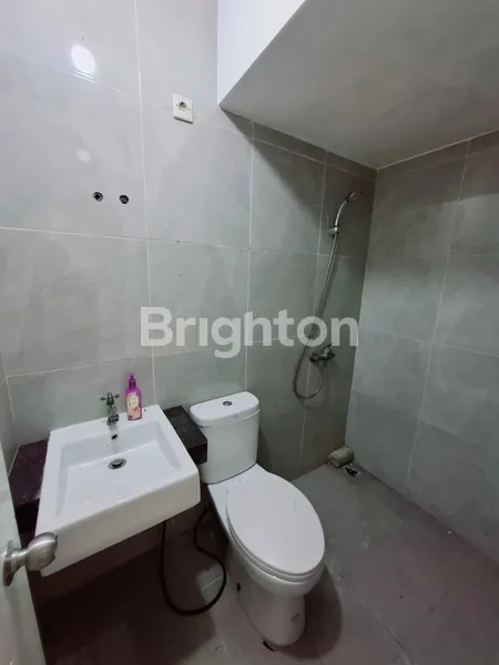 image MULYOSARI NEW GRESS MINIMALIS 2 LANTAI STRATEGIS (8)