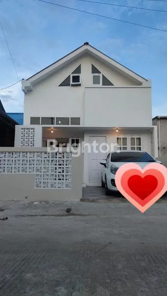 image RUMAH DIJUAL, KONDISI SANGAT BAGUS, LUAS DAN RAPI (1)
