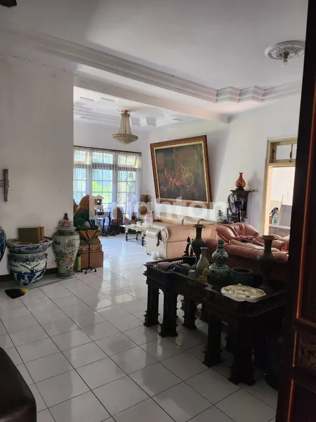 image RUMAH DHARMAHUSADA INDAH BAGUS SIAP HUNI SANGAT TERAWAT DEKAT MERR, GALAXY MALL, KERTAJAYA, MANYAR KERTOARJO, UNAIR, TENGAH KOTA (3)