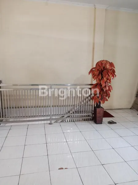image RUKO 2 PINTU 2 LANTAI DAN KONTRAKAN 2 PINTU DIJUAL LOKASI DIPINGGIR JALAN BESAR (7)