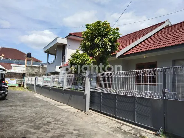 image SIAP HUNI JAMBON DALAM KOMPLEKS PERUMAHAN  (2)