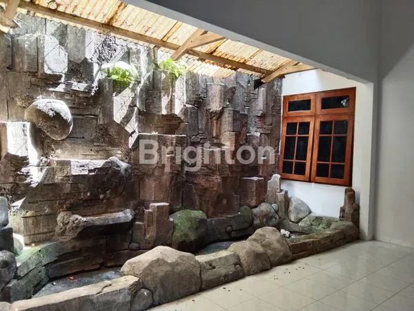 image SIAP HUNI JAMBON DALAM KOMPLEKS PERUMAHAN  (3)