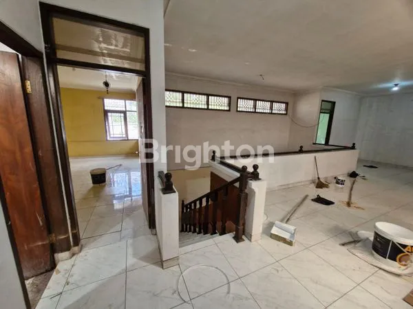 image RUMAH TKI 2 LT ,186 M2,NYAMAN DAN MEWAH (5)
