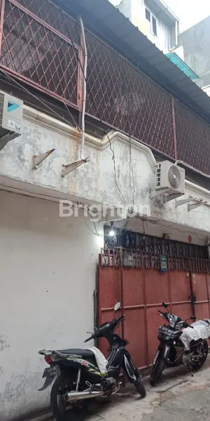 image RUMAH SHM DI TAMBORA JAKARTA BARAT (1)