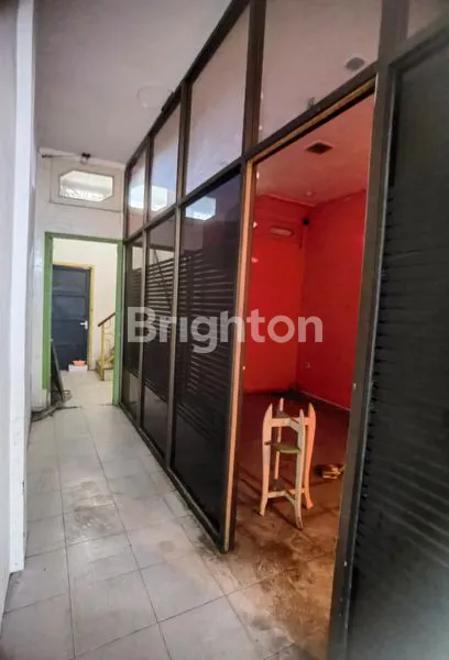 image RUKO 3½ LANTAI SIAP USAHA DI JL. HM YAMIN MEDAN (4)