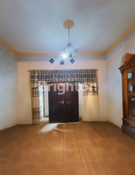 image RUMAH 2 LANTAI DI PUSAT KOTA PANGERAN ANTASARI SAMARINDA (7)