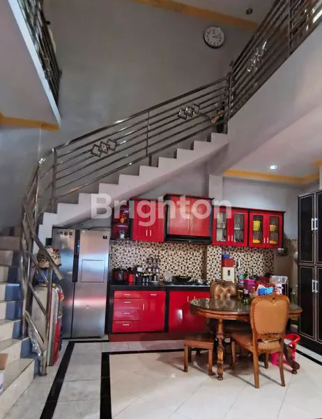image RUMAH 2 LANTAI DI PUSAT KOTA PANGERAN ANTASARI SAMARINDA (4)