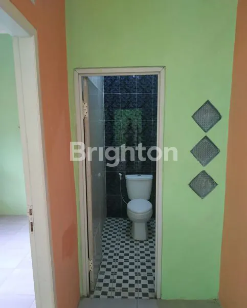 image DI JUAL RUMAH SIAP HUNI DI PERUM CIOMAS PERMAI, HANYA 20 MENIT KE STASIUN BOGOR, DEKAT DENGAN PUSAT KOTA BOGOR, 5 MENIT KE PUSKESMAS CIOMAS (6)