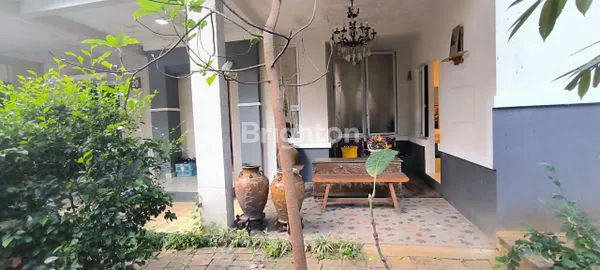 image RUMAH FULL FURNISHED LINGKUNGAN AMAN DAN NYAMAN DI CLUSTER EQUATOR SENTUL CITY (5)