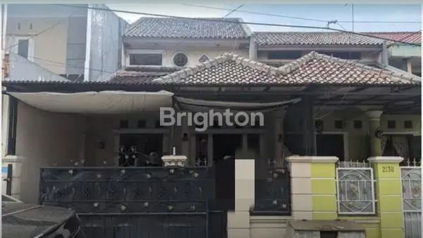 RUMAH BESAR DAN BARU RENOVASI DI DAERAH STRATEGIS !!!