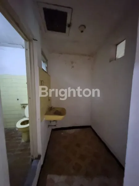 image DIJUAL RUMAH HITUNG TANAH SURABAYA PUSAT (7)