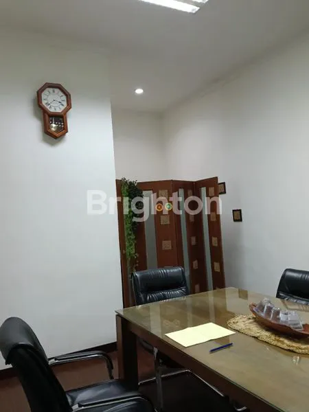 image RUMAH DI JLN ARTERI PERMATA HIJAU (5)