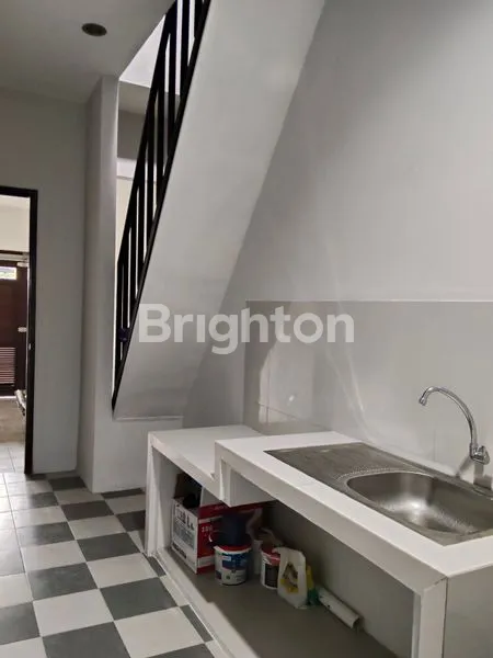 image RUMAH CANTIK STRATEGIS DI ANTASARI (6)