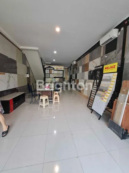 image RUKO 3 LANTAI DI COMMPARK , KOTA  WISATA (1)