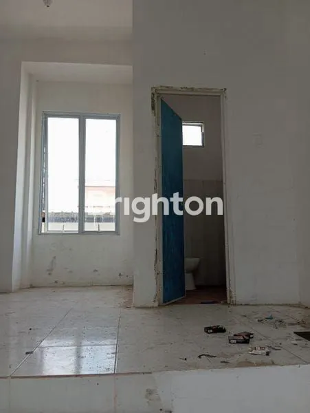 image RUMAH COUPLE 2 LANTAI SIAP HUNI DI VILLA PESONA ASRI BATAM (3)