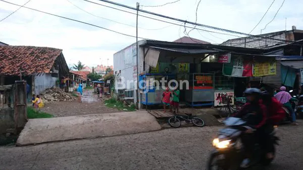 image DIJUAL  RUMAH BESERTA KONTRAKAN DI CENGKARENG JAKARTA BARAT (4)