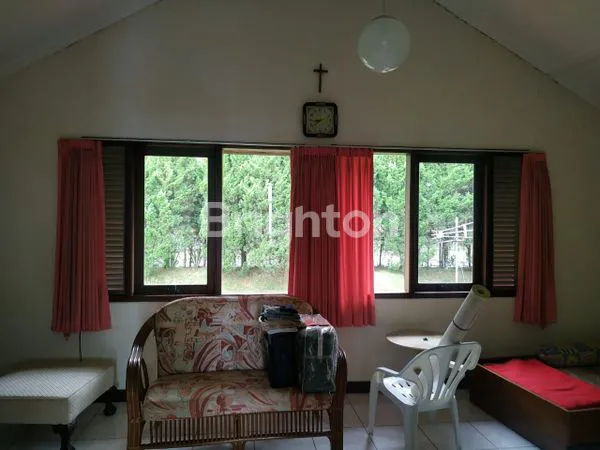 image VILLA MURAH FULL FURNISH DI BUKIT TRAWAS MOJOKERTO (2)