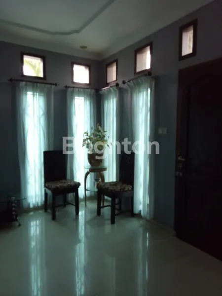 image RUMAH MEWAH DI BATAM CENTER (5)