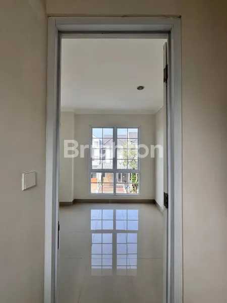 image RUMAH SIAP HUNI AMAN NYAMAN BAGUS DEKAT KE TOL JATIKARYA 1,35 M (NEGO) CITRA GRAN CIBUBUR (2)