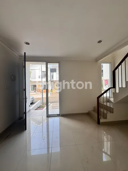 image RUMAH SIAP HUNI AMAN NYAMAN BAGUS DEKAT KE TOL JATIKARYA 1,35 M (NEGO) CITRA GRAN CIBUBUR (6)