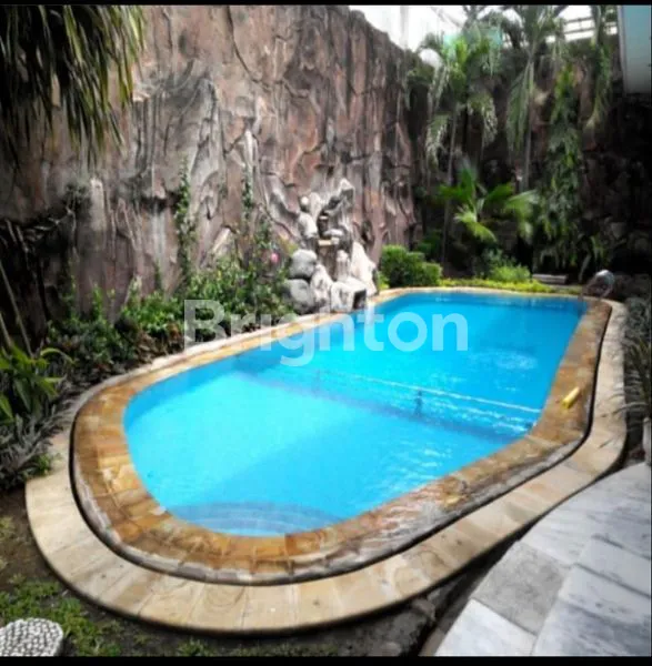 image RUMAH MEWAH LOKASI STRATEGIS ONE GATE SYSTEM SURABAYA BARAT DEKAT TOL SATELIT, MAYJEN SUNGKONO, HR MUHAMMAD (3)