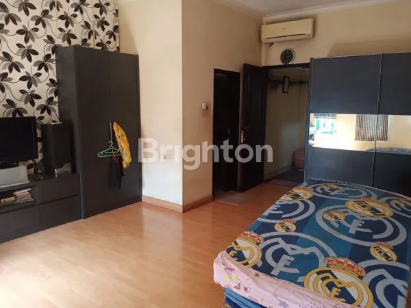 image RUMAH BESAR SIAP HUNI MINIM RENOVASI DI PLUIT  (3)