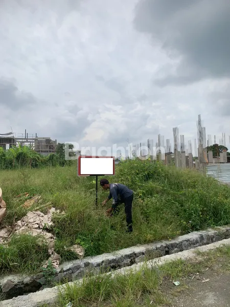 image TANAH AREA RAYA TUMBAKBAYUH - PERERENAN ADA 6 UNIT (2)