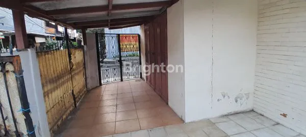 image RUMAH TUA SIAP BANGUN ULANG DI BOJONG INDAH, JAKARTA BARAT (2)
