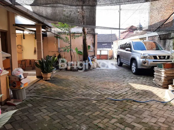 image JUAL RUMAH DENGAN 7 KAMAR TIDUR ( COCOK UNTUK KOS) LOKASI STRATEGIS, KOTA MALANG (1)