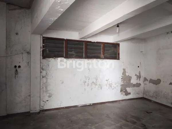 image RUKO 2 LANTAI LOKASI STRATEGIS DI PUSAT KOTA SURABAYA, SHM (2)