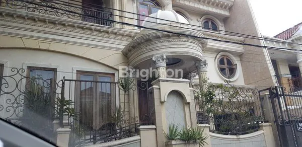 image RUMAH MEWAH HOOK DI GADING KIRANA (1)