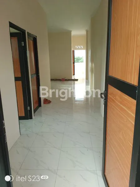 image RUKO 2 LANTAI STRATEGIS DI JALAN RAPAK INDAH SAMARINDA (3)