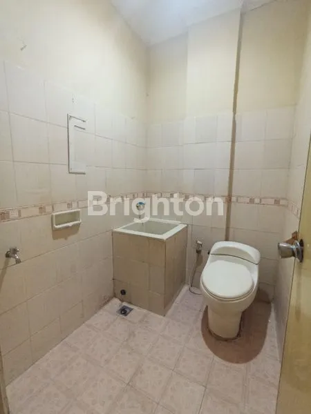 image DISEWAKAN RUKO STRATEGIS SIAP HUNI DI JELAMBAR JAKARTA BARAT (6)