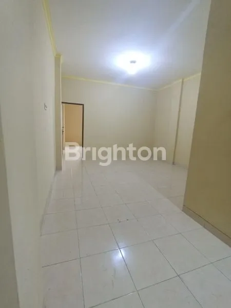 image DISEWAKAN RUKO STRATEGIS SIAP HUNI DI JELAMBAR JAKARTA BARAT (8)