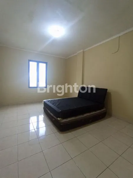 image DISEWAKAN RUKO STRATEGIS SIAP HUNI DI JELAMBAR JAKARTA BARAT (5)