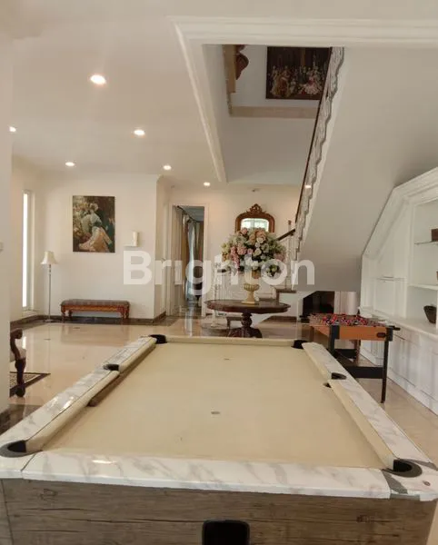 image RUMAH MEWAH DISEWA DALAM CLUSTER EKSKLUSIF (2)
