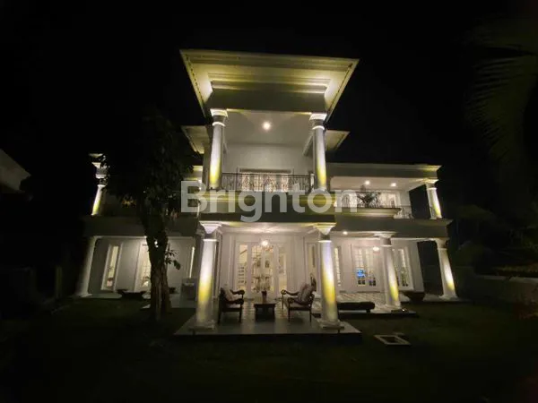 image RUMAH MEWAH DISEWA DALAM CLUSTER EKSKLUSIF (5)