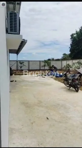 image DIJUAL BANGUNAN LUAS COCOK UNTUK DIJADIKAN WORKSHOP ATAU UNTUK GUDANG. (7)