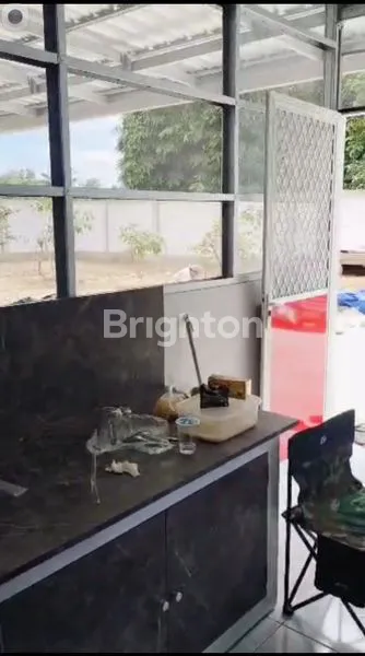 image DIJUAL BANGUNAN LUAS COCOK UNTUK DIJADIKAN WORKSHOP ATAU UNTUK GUDANG. (5)