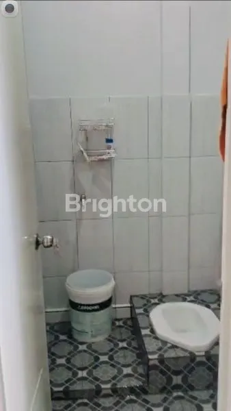 image DIJUAL BANGUNAN LUAS COCOK UNTUK DIJADIKAN WORKSHOP ATAU UNTUK GUDANG. (6)