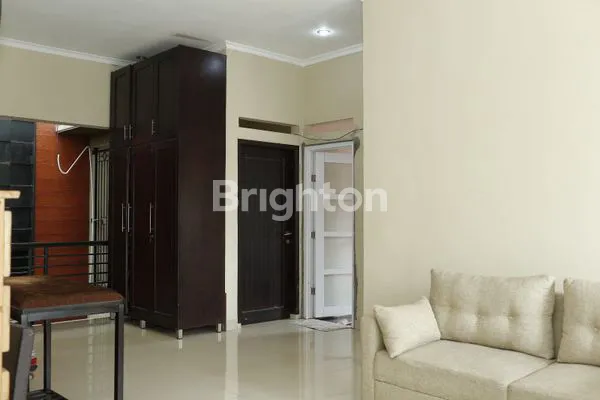 image RUMAH MEWAH BERKUALITAS ESKLUSIF SIAP HUNI DI PURI NIRWANA CIBINONG, KE STASIUN BOJONG GEDE 2,5 KM, 4 MENIT KE RSUD CIBINONG, DEKAT RUMAH SAKIT MEDIKA, DEKAT STADION PAKANSARI (6)